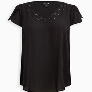Torrid Georgette Embroidered Tulip Sleeve Blouse Size 4X